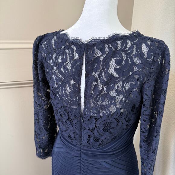 Adrianna Papell Navy Lace and Jersey Pleated Sheath Dress Sz 8 Cocktail Elegant - Picture 5 of 8